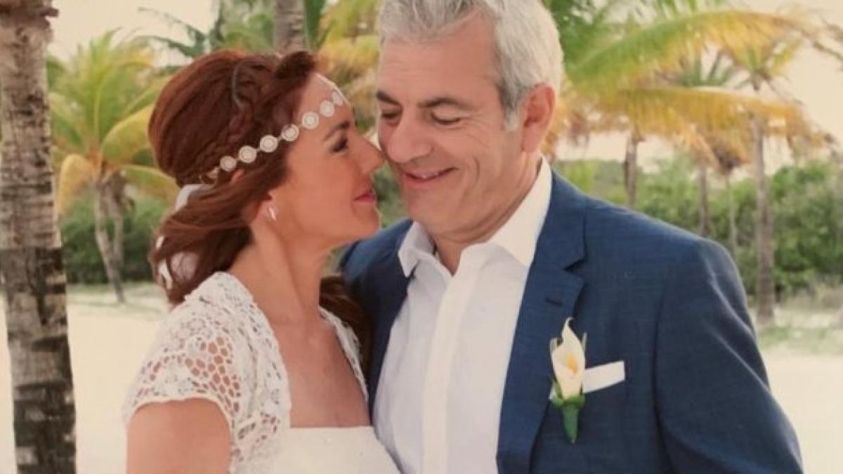Carlos Sobera y su mujer, Patricia Santamarina, son puro amor